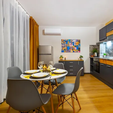 Διαμέρισμα Guest 2 *